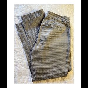 Banana Republic gray cropped ankle pants
